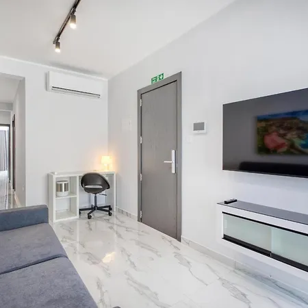 Апартаменты St Julians 2br Penthouse With Balconies And Sofabed By 360 Estates Сент Джулианс