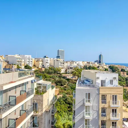 St Julians 2br Penthouse With Balconies And Sofabed By 360 Estates * Saint Julian's