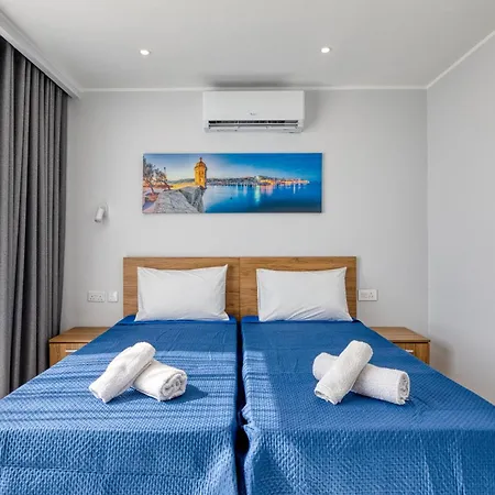 St Julians 2br Penthouse With Balconies And Sofabed By 360 Estates Lejlighed *